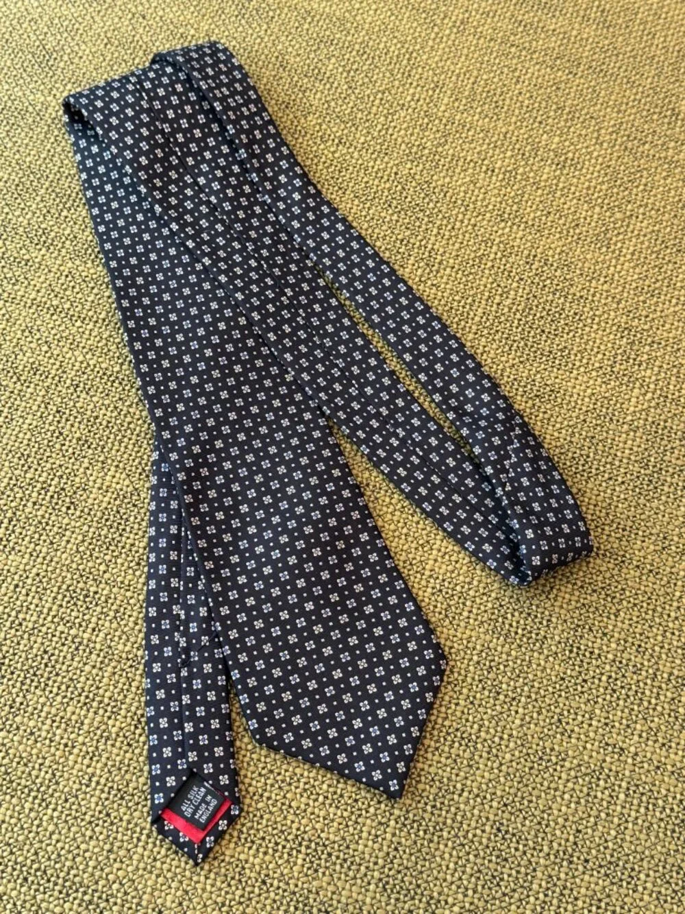 *Dege & Skinner Savile Row Silk Geometric Patterned Tie